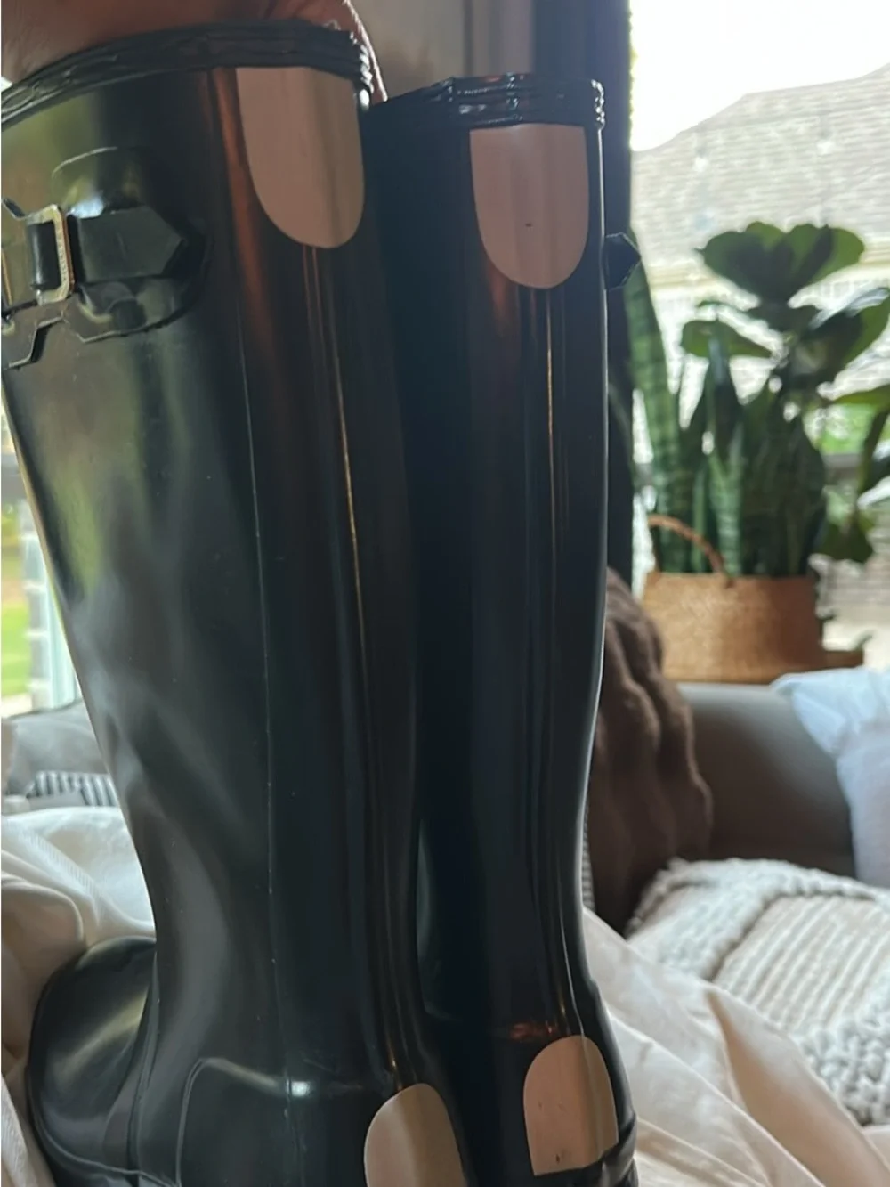 Hunter Black Rubber Rain Boot - Logo Detail